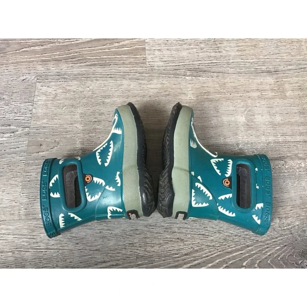 Bogs Shark Skipper Infant Size 4 Rain Boots Blue Slip On Boot